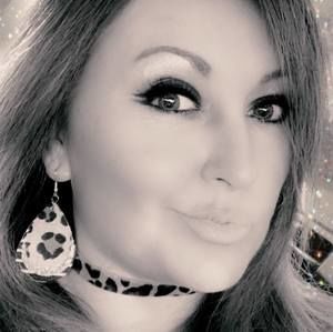 Meet your Posher, Kelli